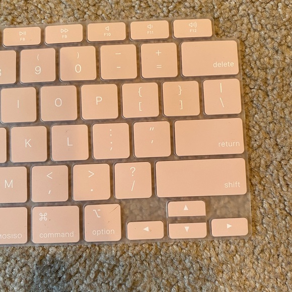 MacBook keyboard cover - Picture 3 of 5